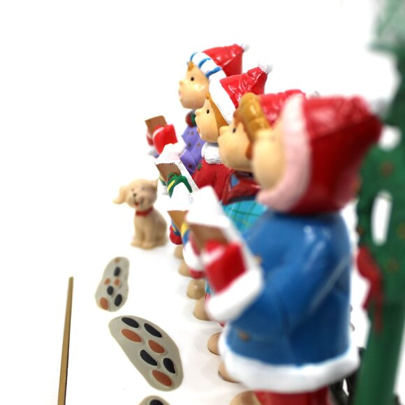 Vintage Seasons Greetings Merry Carolers Light Singing Musical Motionette - Picture 6 of 8